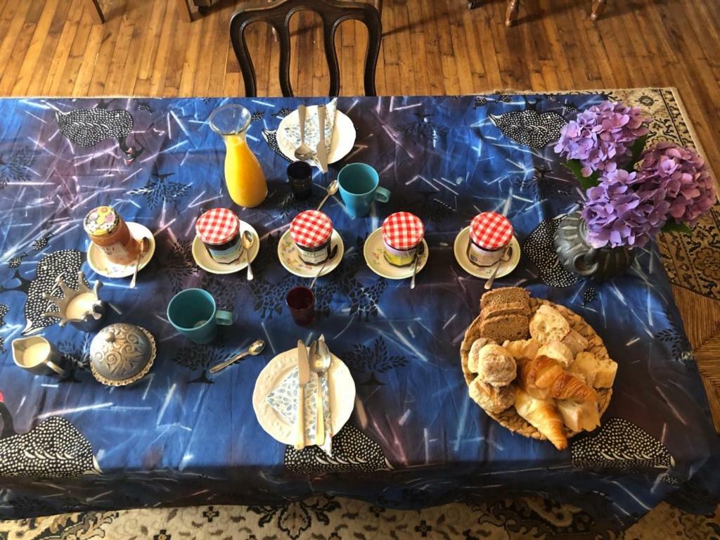 Les Trois Chenes Bed & Breakfast Videix Ngoại thất bức ảnh